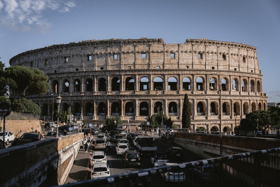 What costs nothing in Rome
