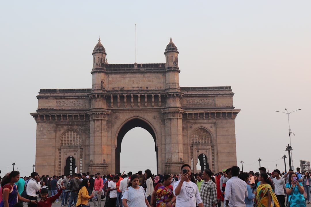 gateway of india mumbai sunset monument crowd landscape